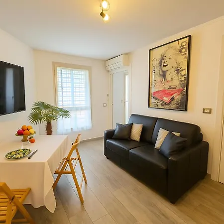 Etoile Riviera - 2p, Centre, Plages & Palais Daire